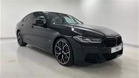 BMW Série 5 — vue principale